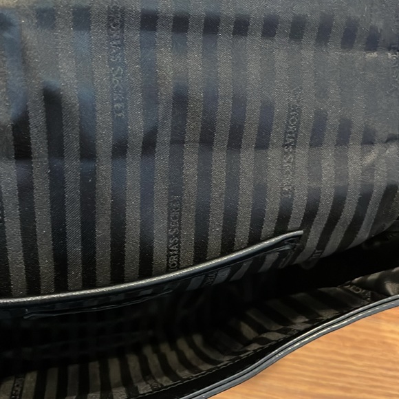 Victoria’s Secret crossbody - Picture 6 of 9